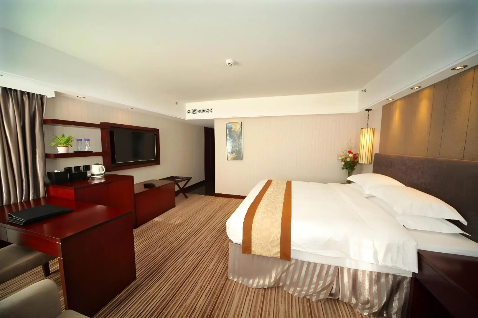 Photo - Hotel Beverly Plaza