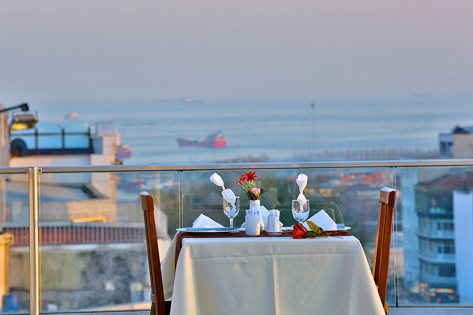 Photo - Corner Hotel Laleli