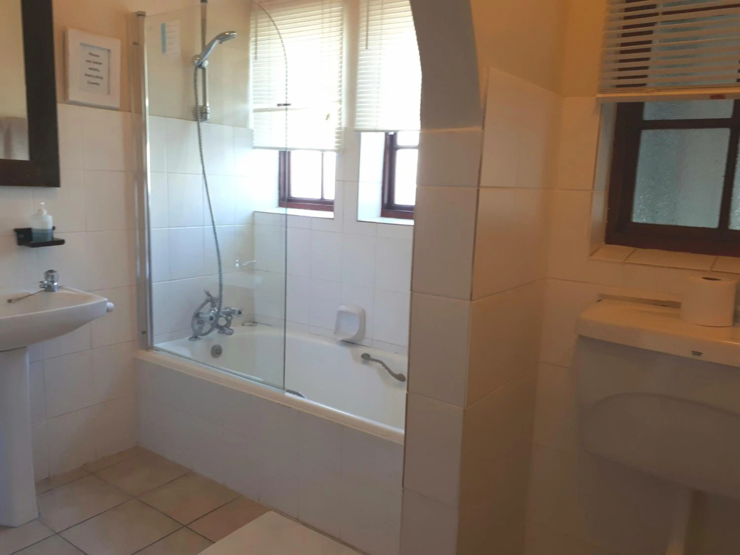 Photo - Blouberg Dolphin Inn