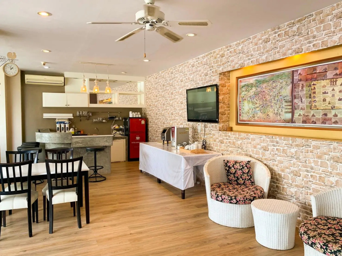 Photo - Inspire House Hotel