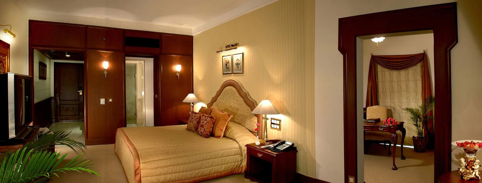 Photo - The Palms Town & Country Club - Resort