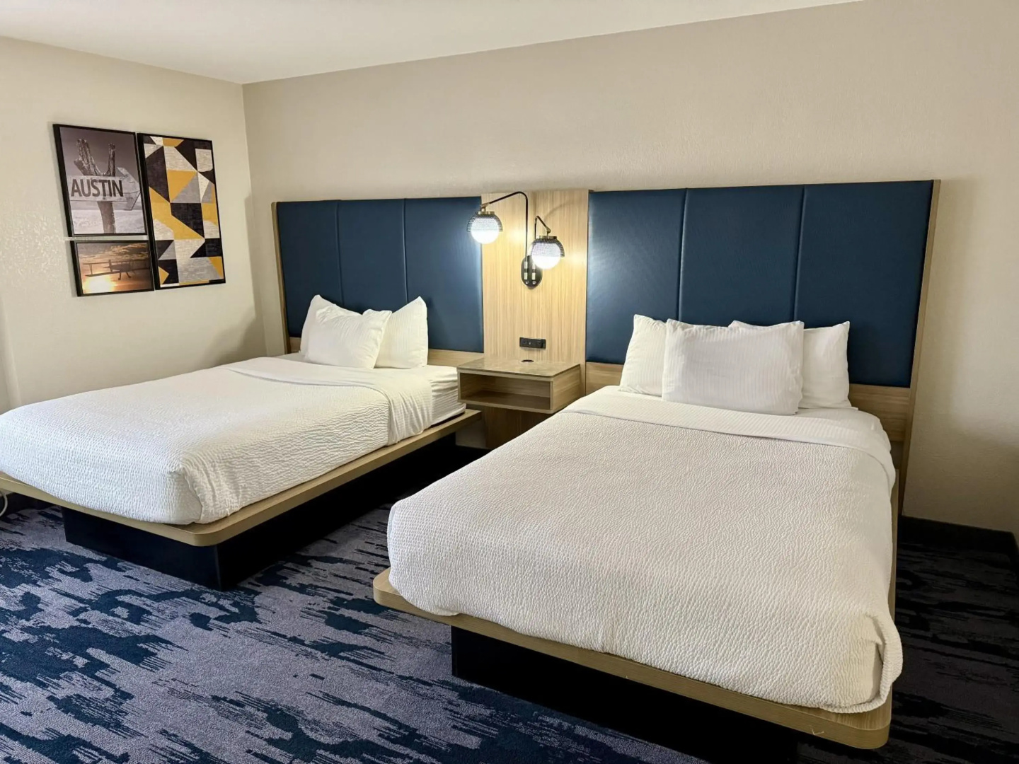 Photo - La Quinta Inn & Suites by Wyndham Austin Southwest