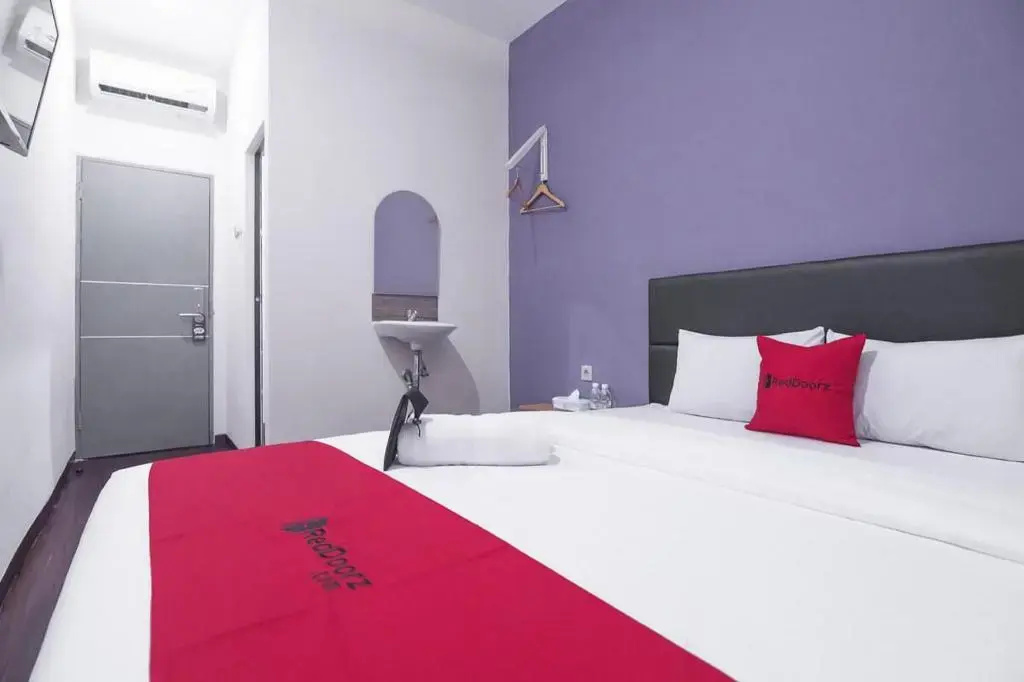Foto - RedDoorz near ITC Mangga Dua