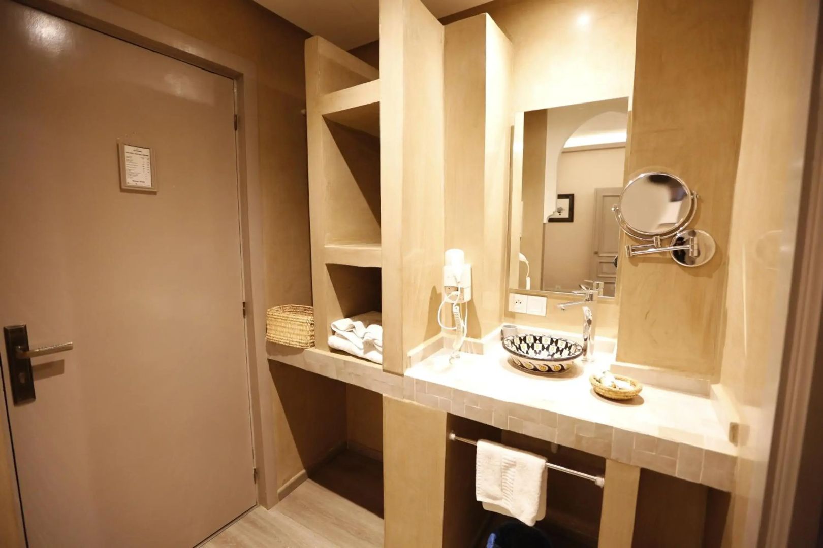 Foto - Amani Hotel Suites & Spa
