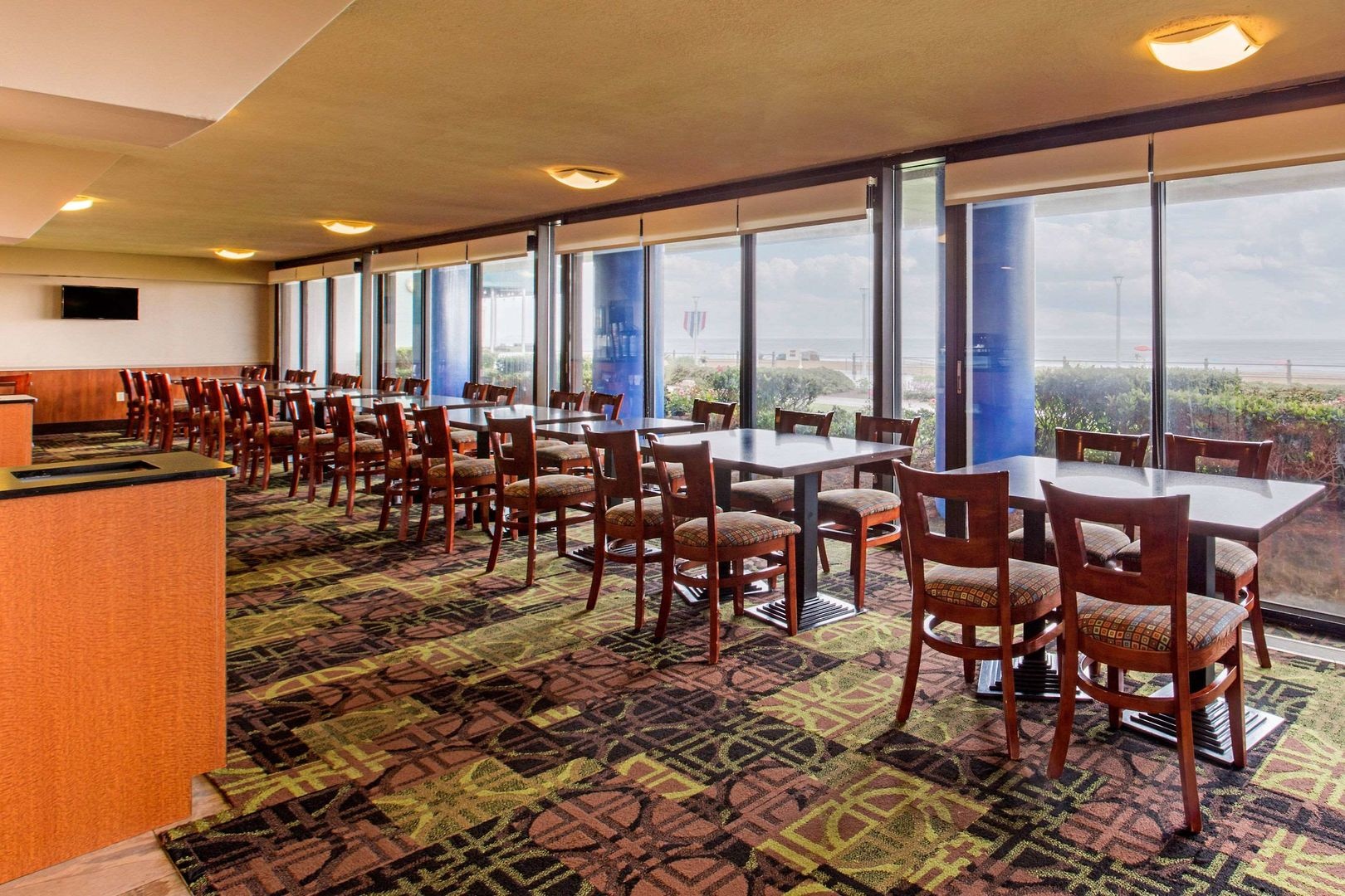 Photo - Coastal Hotel and Suites Virginia Beach Oceanfront