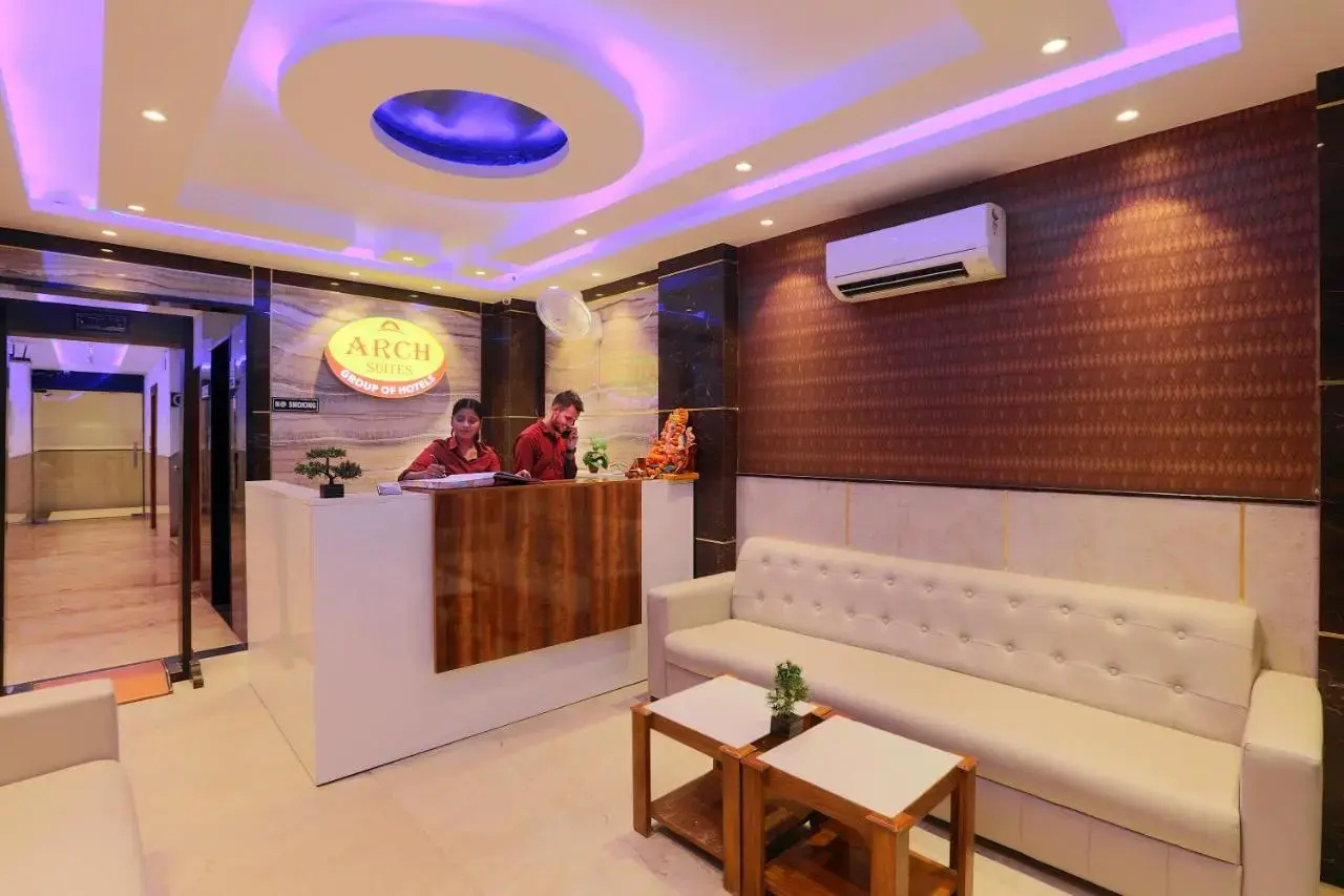 Foto - Arch   Near Aerocity New Delhi