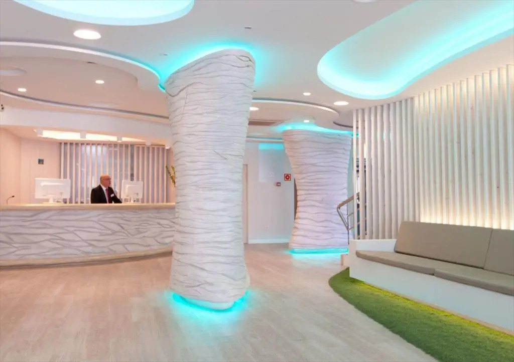 Photo - Ambassador Playa II