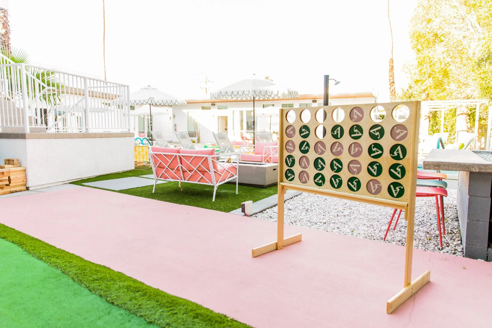 Foto - The Wesley by AvantStay Mid-Century Modern Oasis with Pool