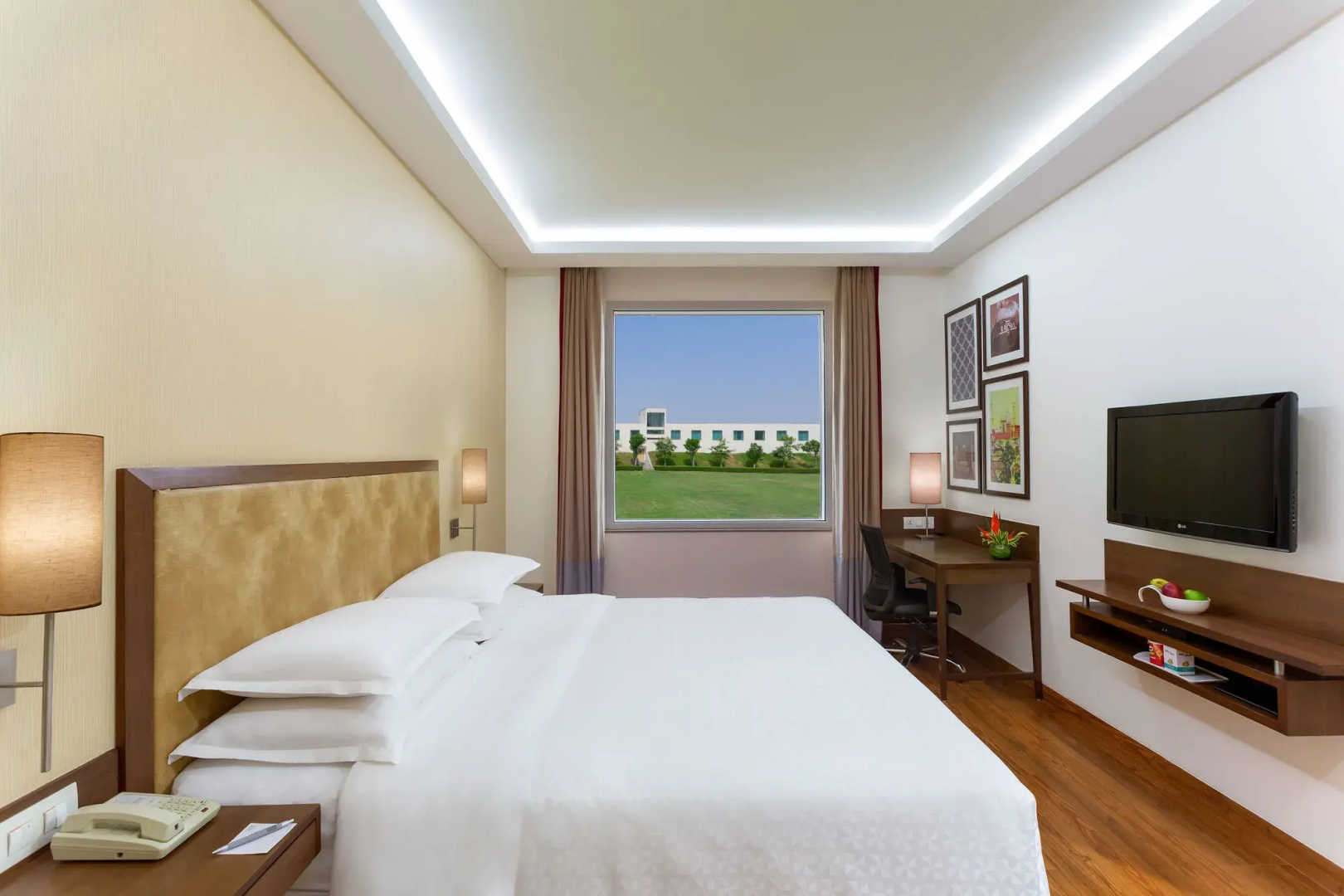 Foto - Four Points by Sheraton New Delhi, Airport Highway