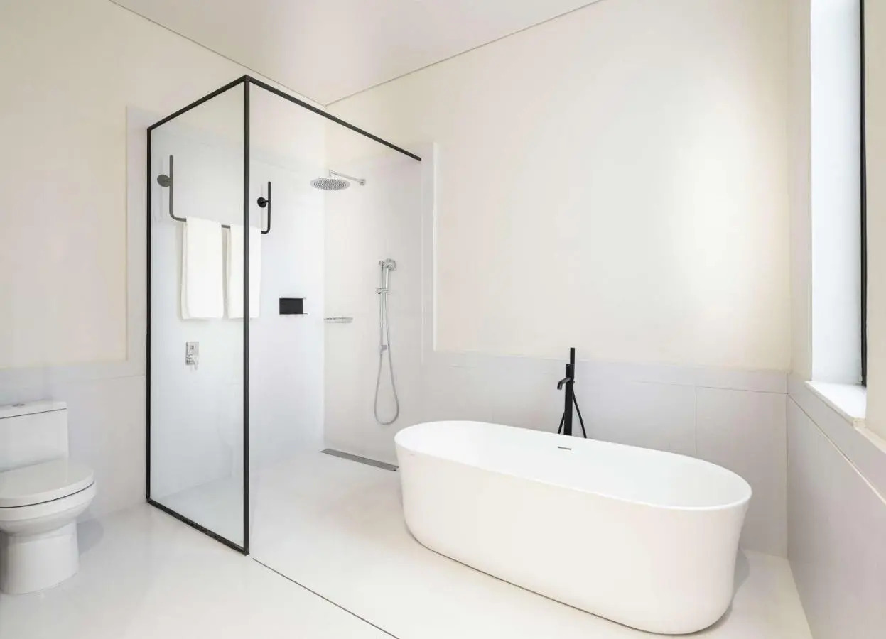 Photo - Umbral, Curio Collection By Hilton