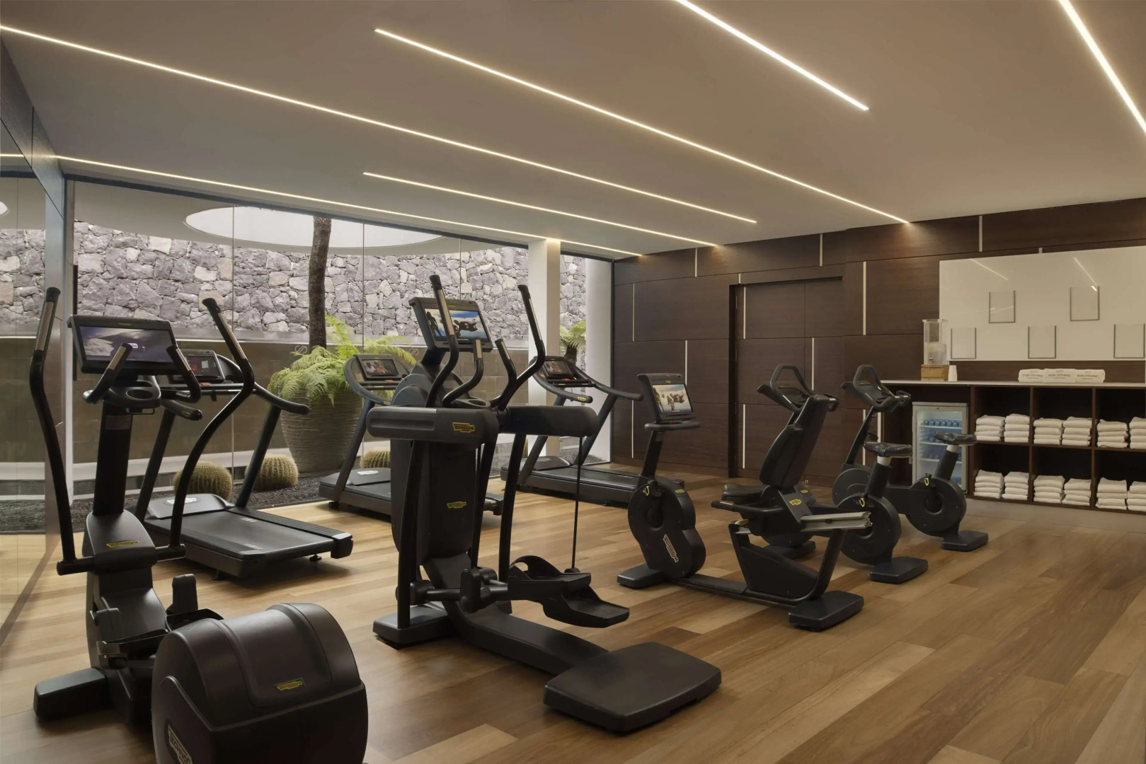 Photo - Royal Hideaway Corales Suites