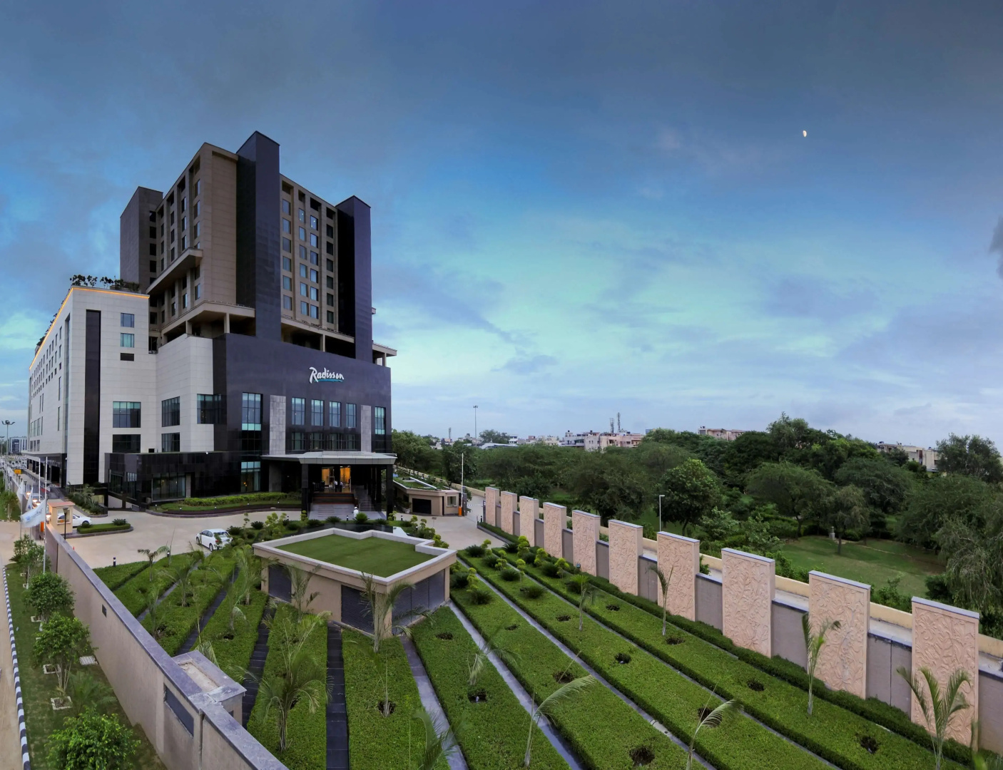Photo - Radisson Blu Hotel New Delhi Paschim Vihar