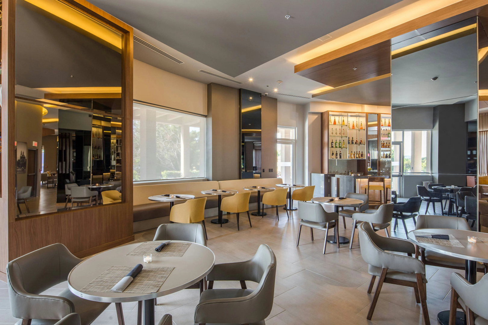 Photo - AC Hotel by Marriott Guadalajara Expo