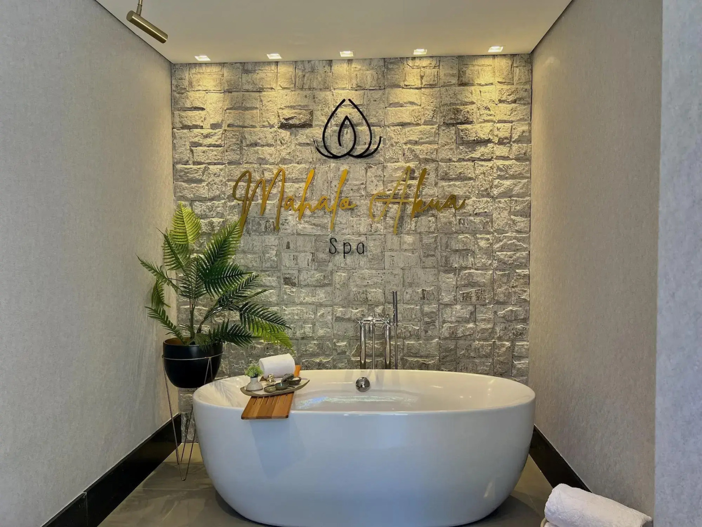 Photo - Chateau Laghetto Collection Oficial