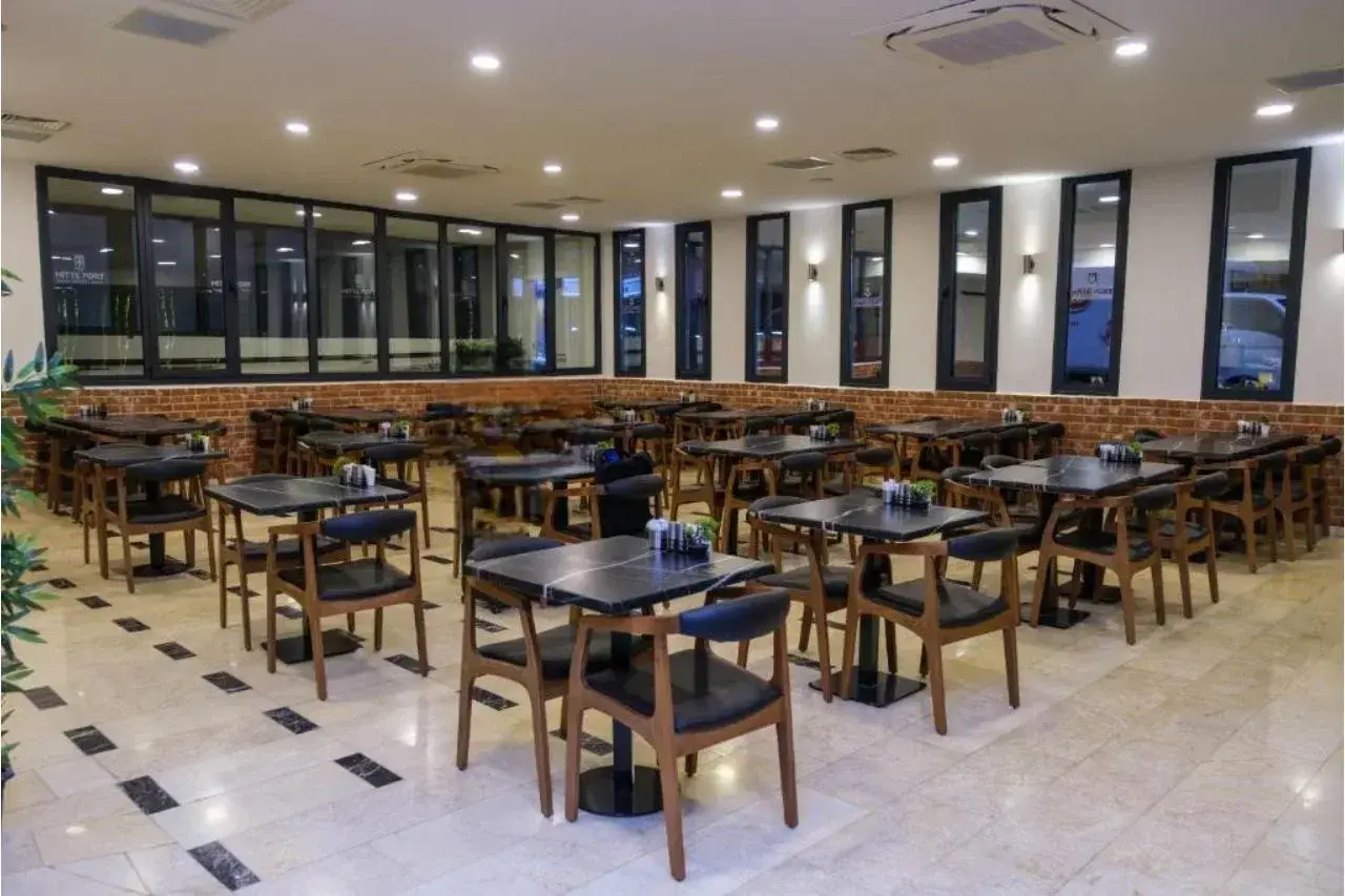 Photo - Best Western Izmir Hotel