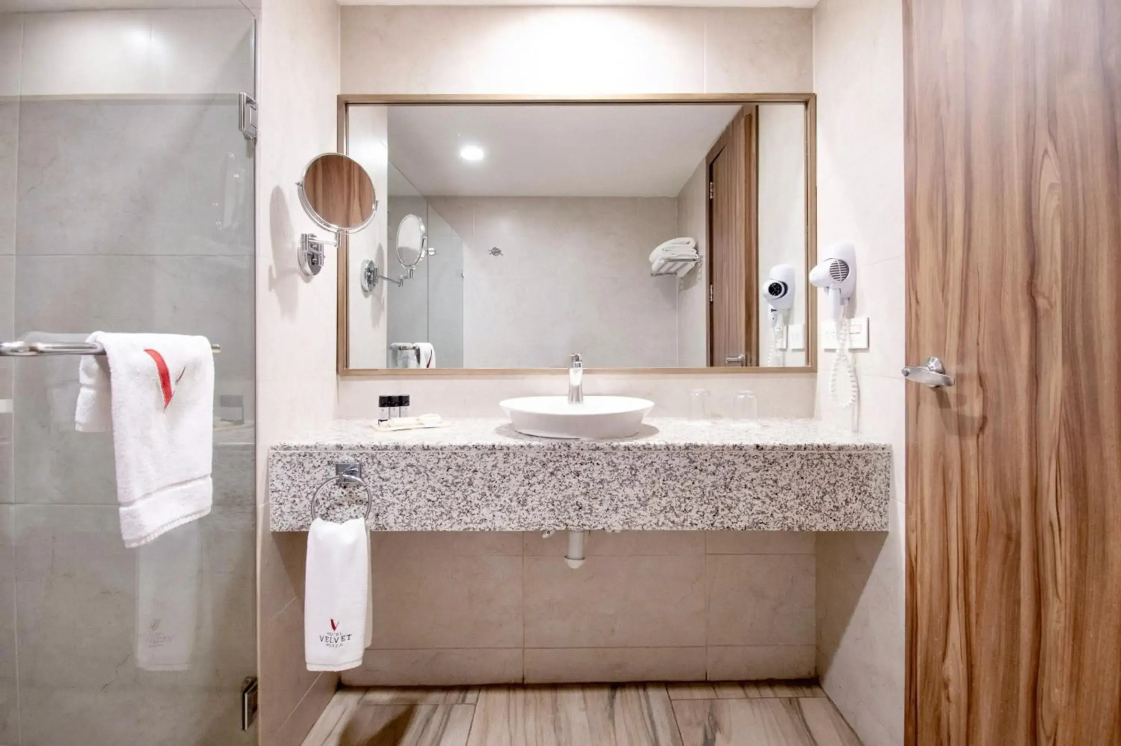 Foto - Hotel Velvet Plaza