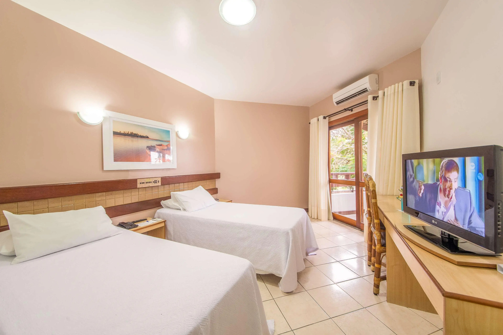 Photo - Best Western Shalimar Praia Hotel