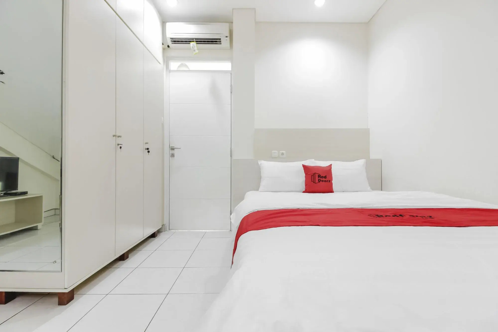 Photo - RedDoorz near Pancoran