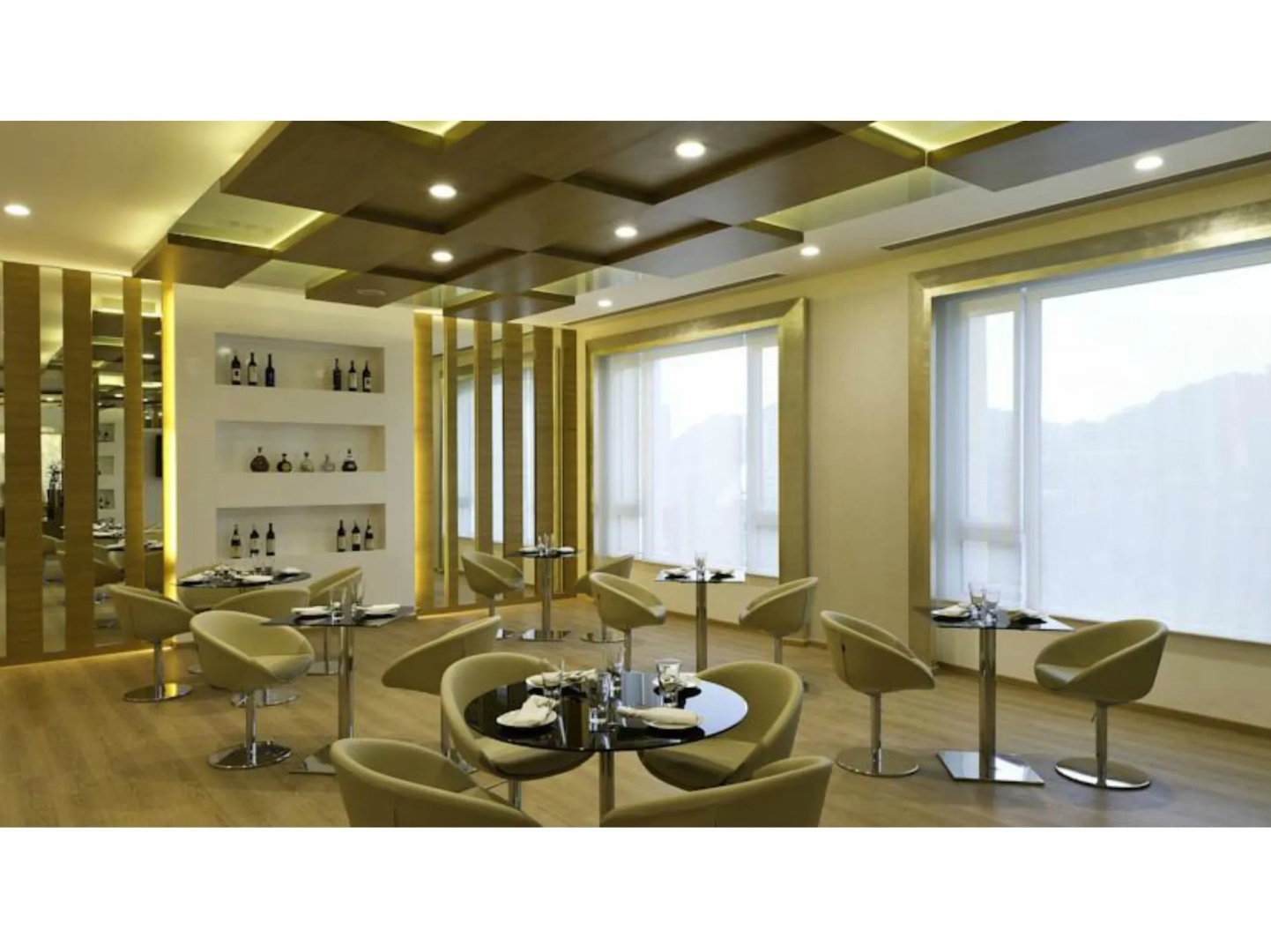 Photo - Meluha The Fern Mumbai, Powai, Series by Marriott