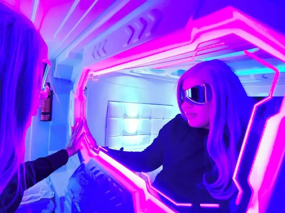 Foto - Met A Space Pod @Phrom Phong