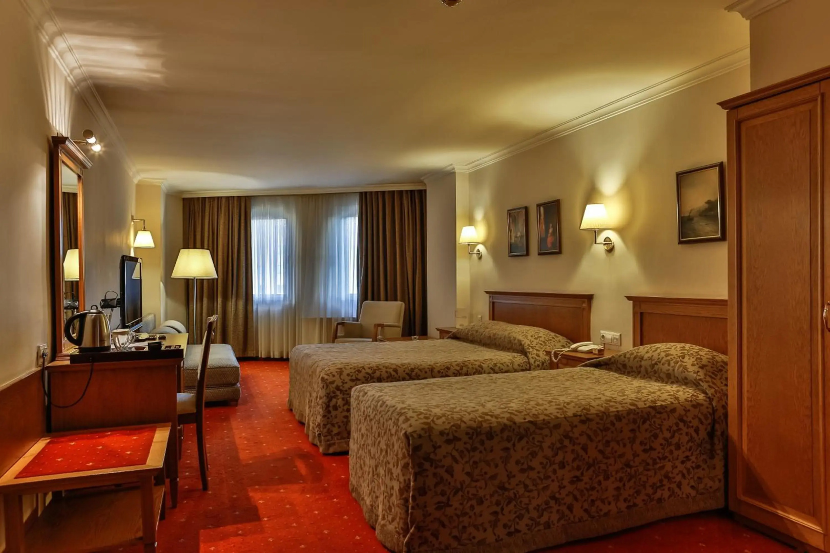 Photo - Central Hotel
