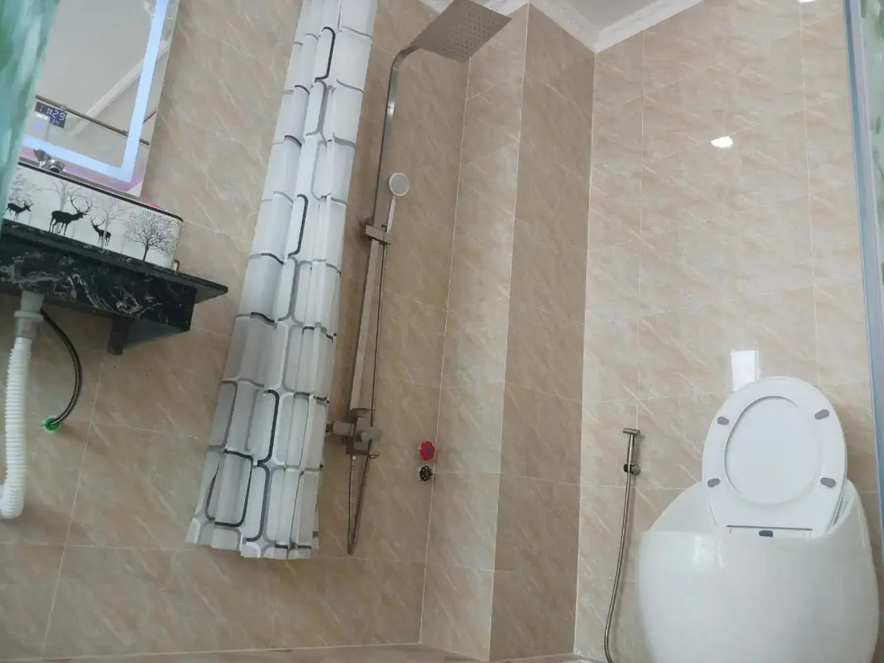 Photo - Amor Hotel