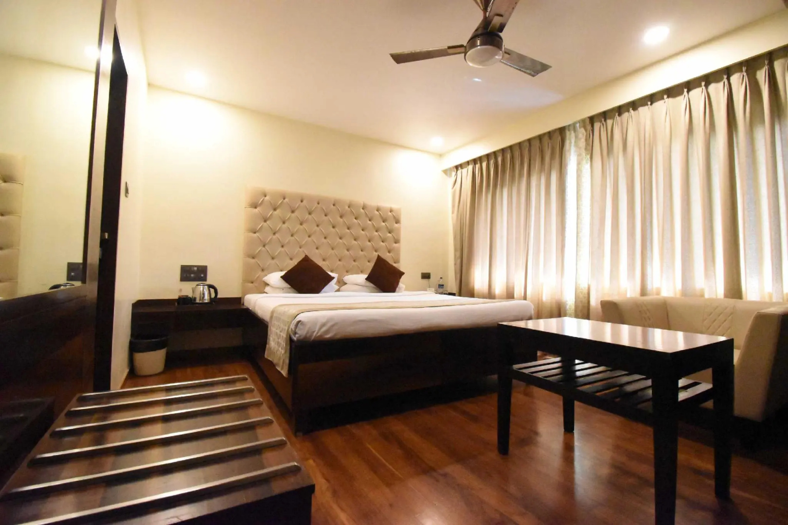 Foto - Kings International Juhu