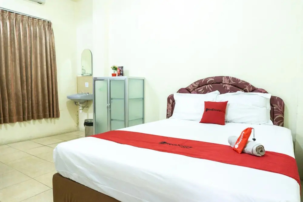 Foto - RedDoorz @ Gatot Subroto Ende