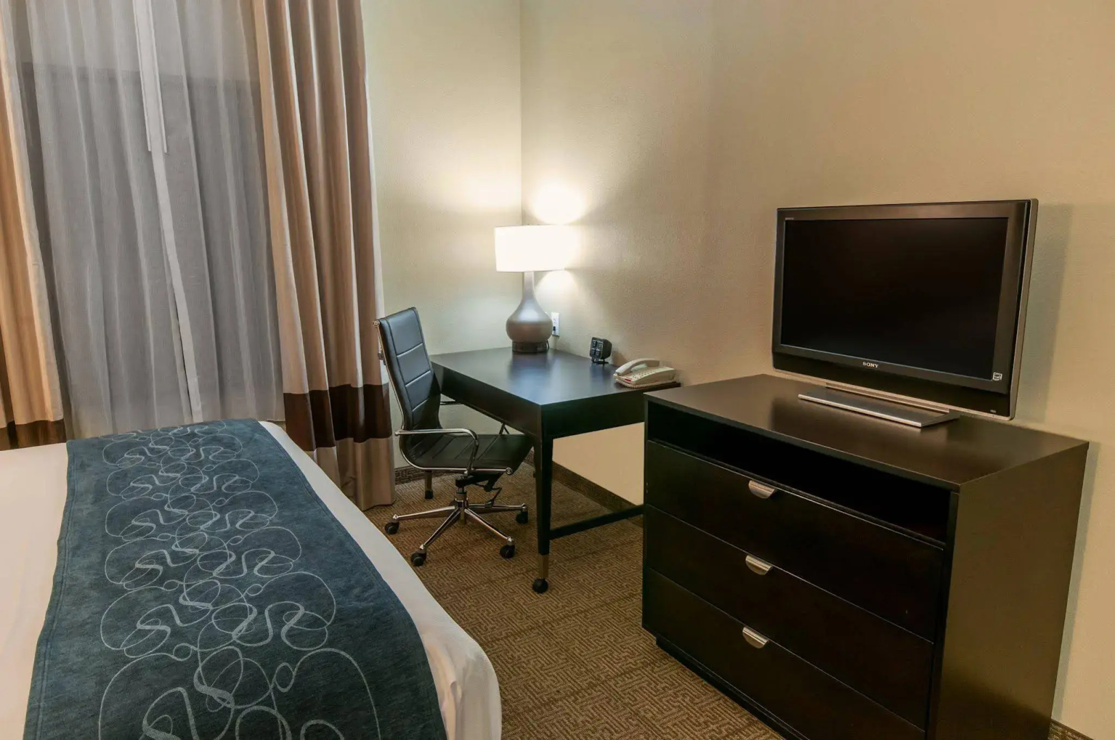 Foto - Spark Suites - Hobby Airport