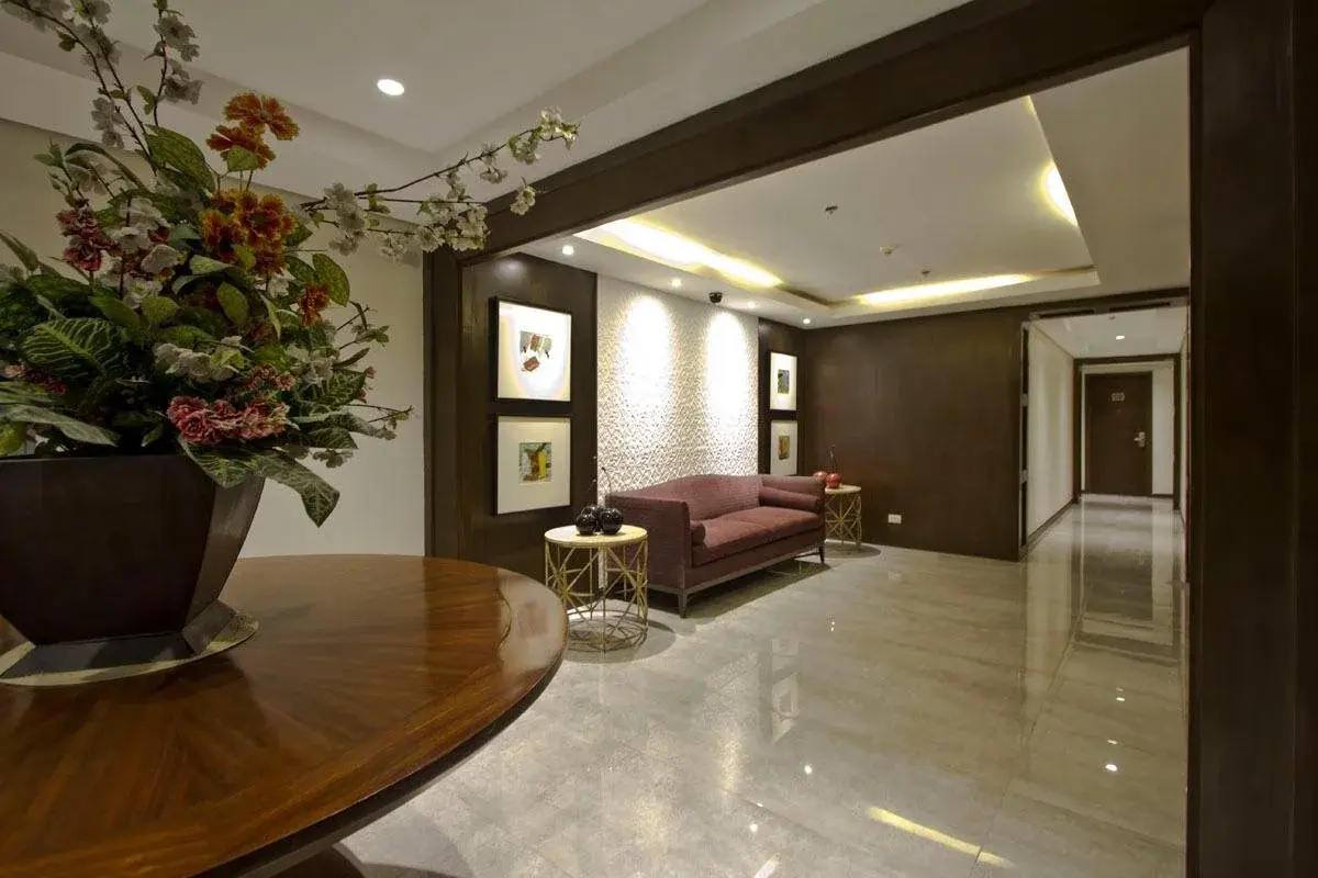Photo - Crown Regency Hotel Makati