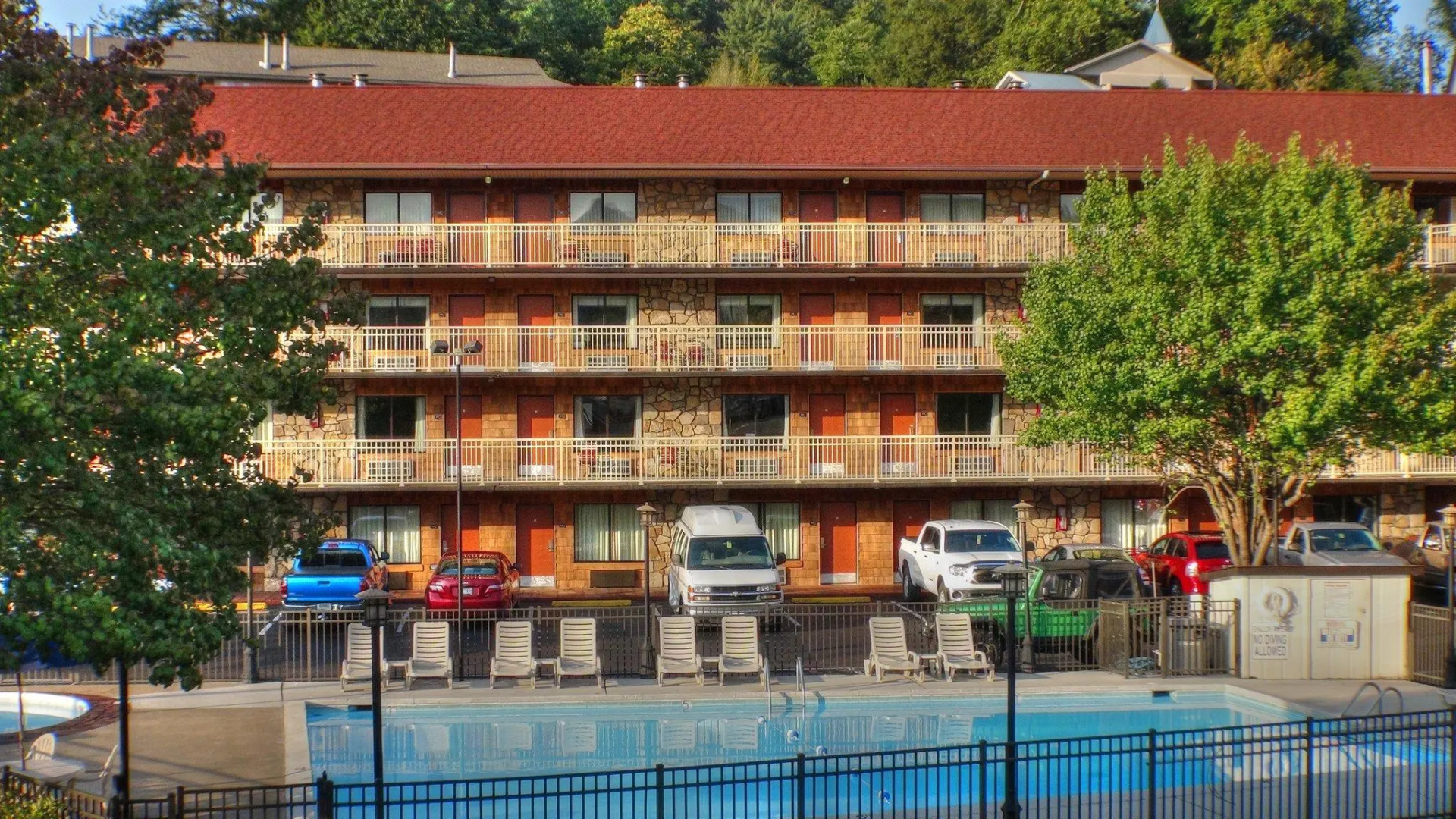 Foto - Crossroads Inn & Suites