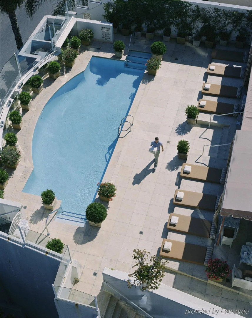 Photo - Sunset Tower Hotel