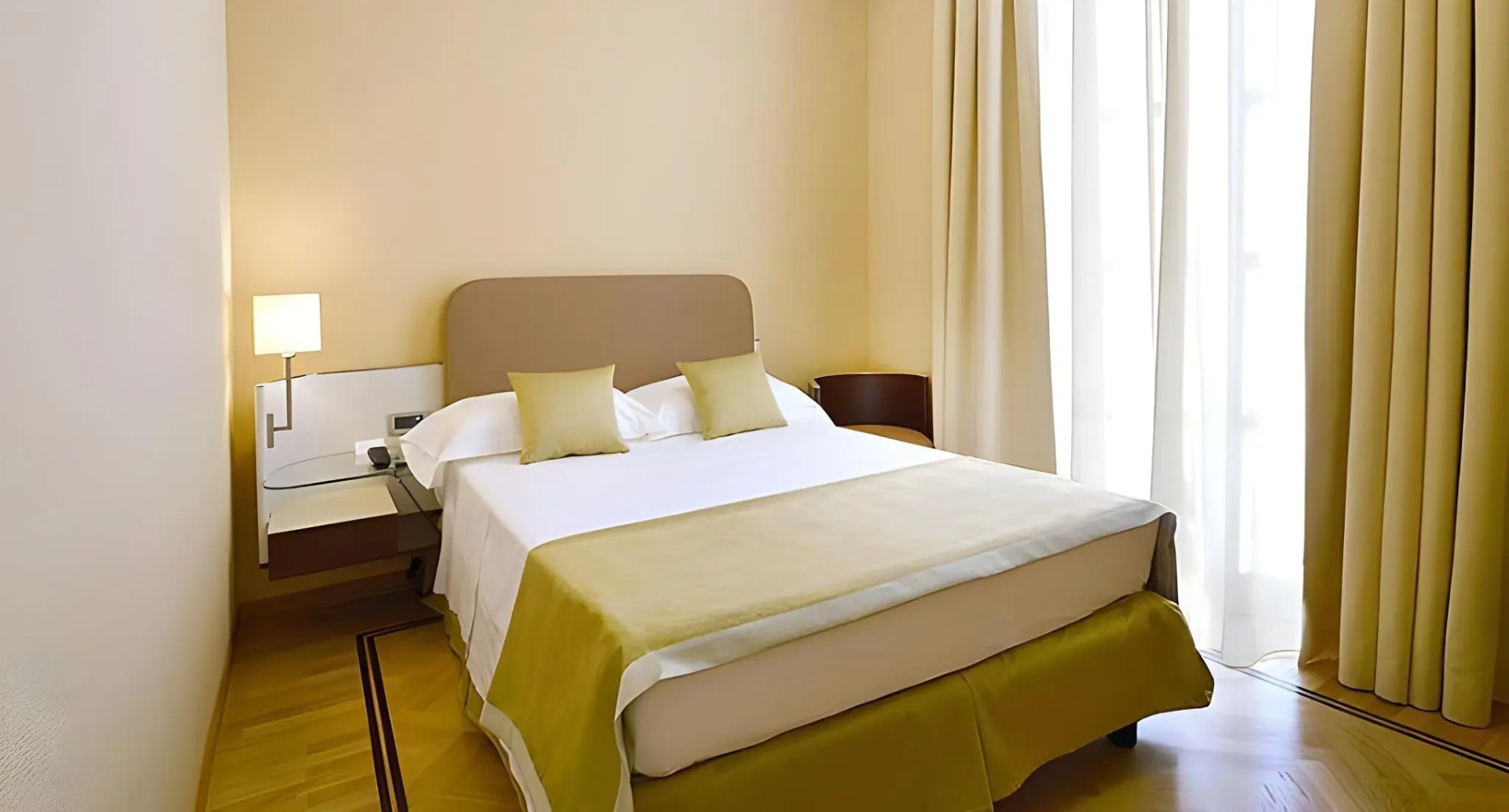 Foto - Palazzo Esedra