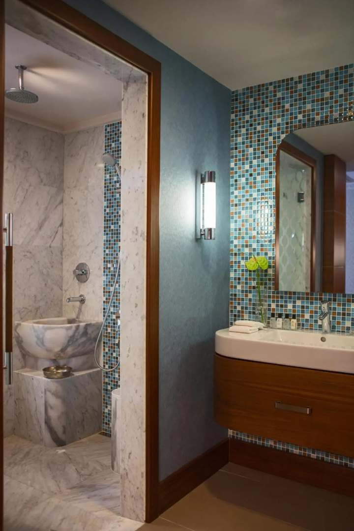 Photo - Renaissance Izmir Hotel
