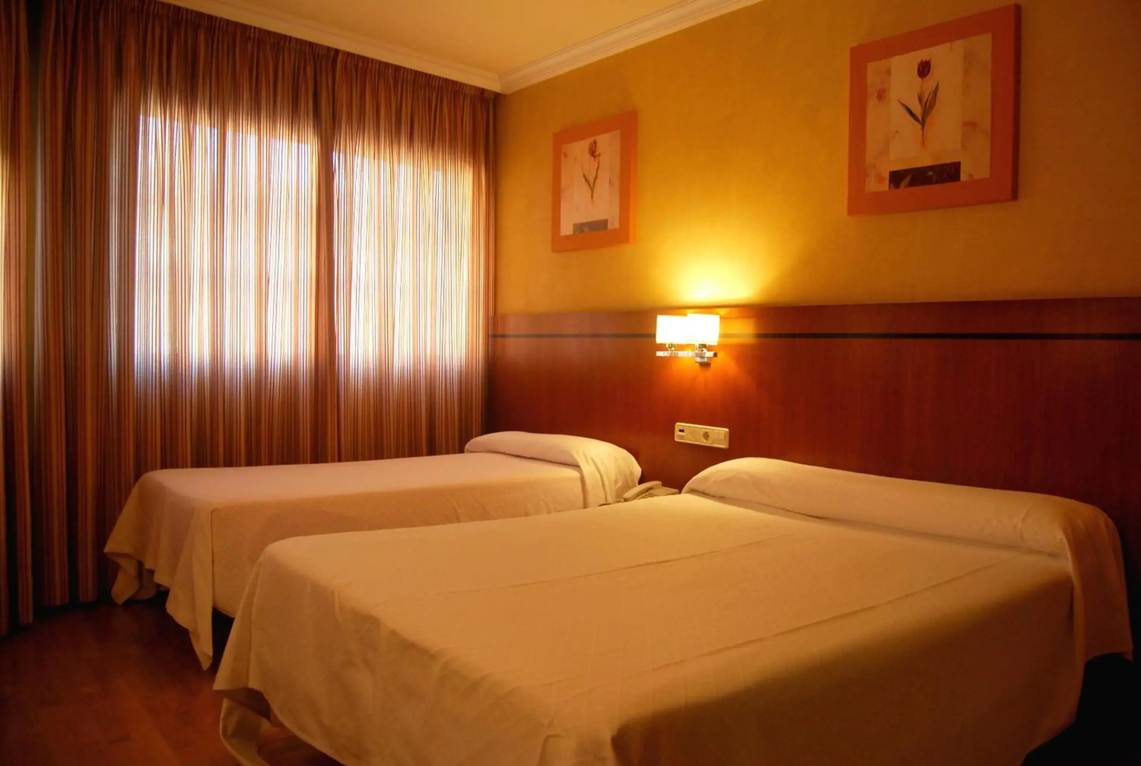 Foto - Hotel HHB Pontevedra Confort