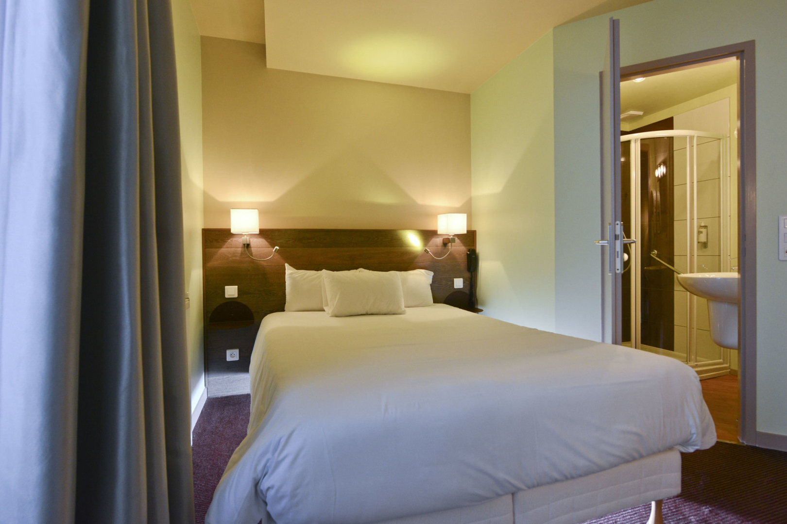 Photo - Accostage Hotel
