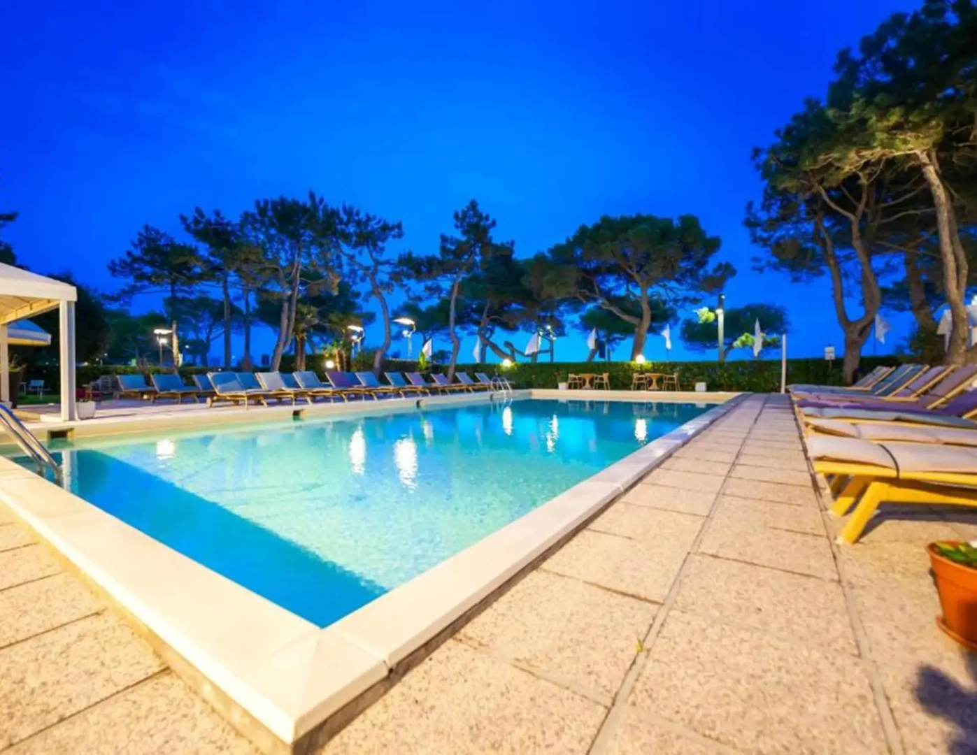 Photo - Hotel American