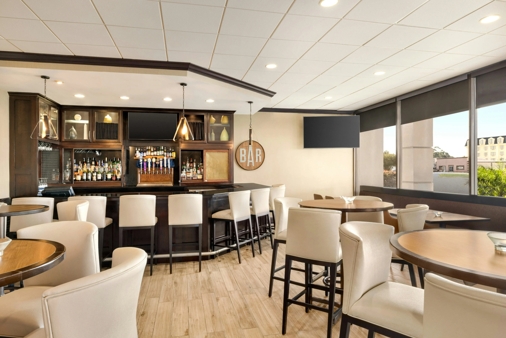 Foto - DoubleTree by Hilton Hotel New Orleans Airport