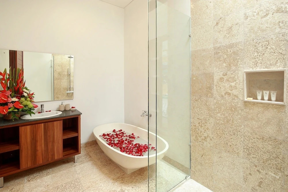 Foto - Lucia Villa Seminyak Beachside By Bali Asia Villa