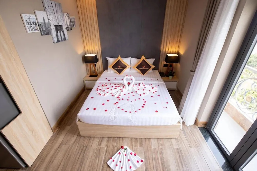 Golden Emerald Resorts