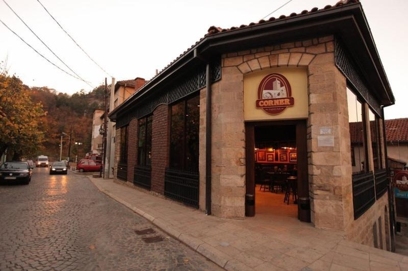 Hotel Kratis