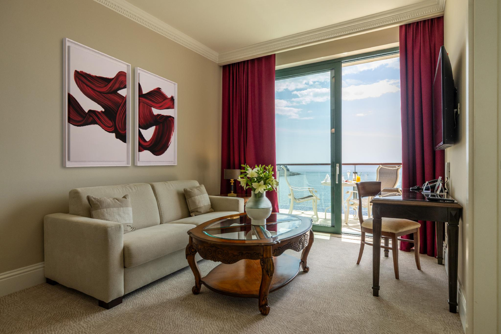 Photo - Royal Princess Hotel