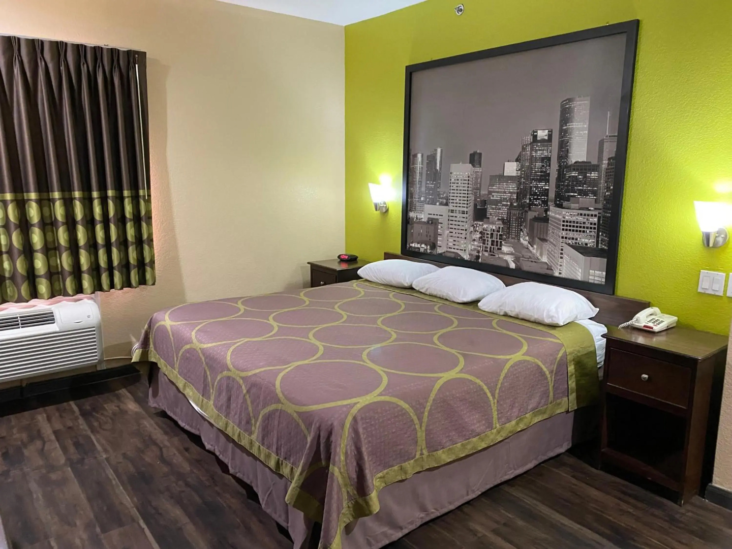 Photo - Red Lion Inn & Suites IAH Airport East