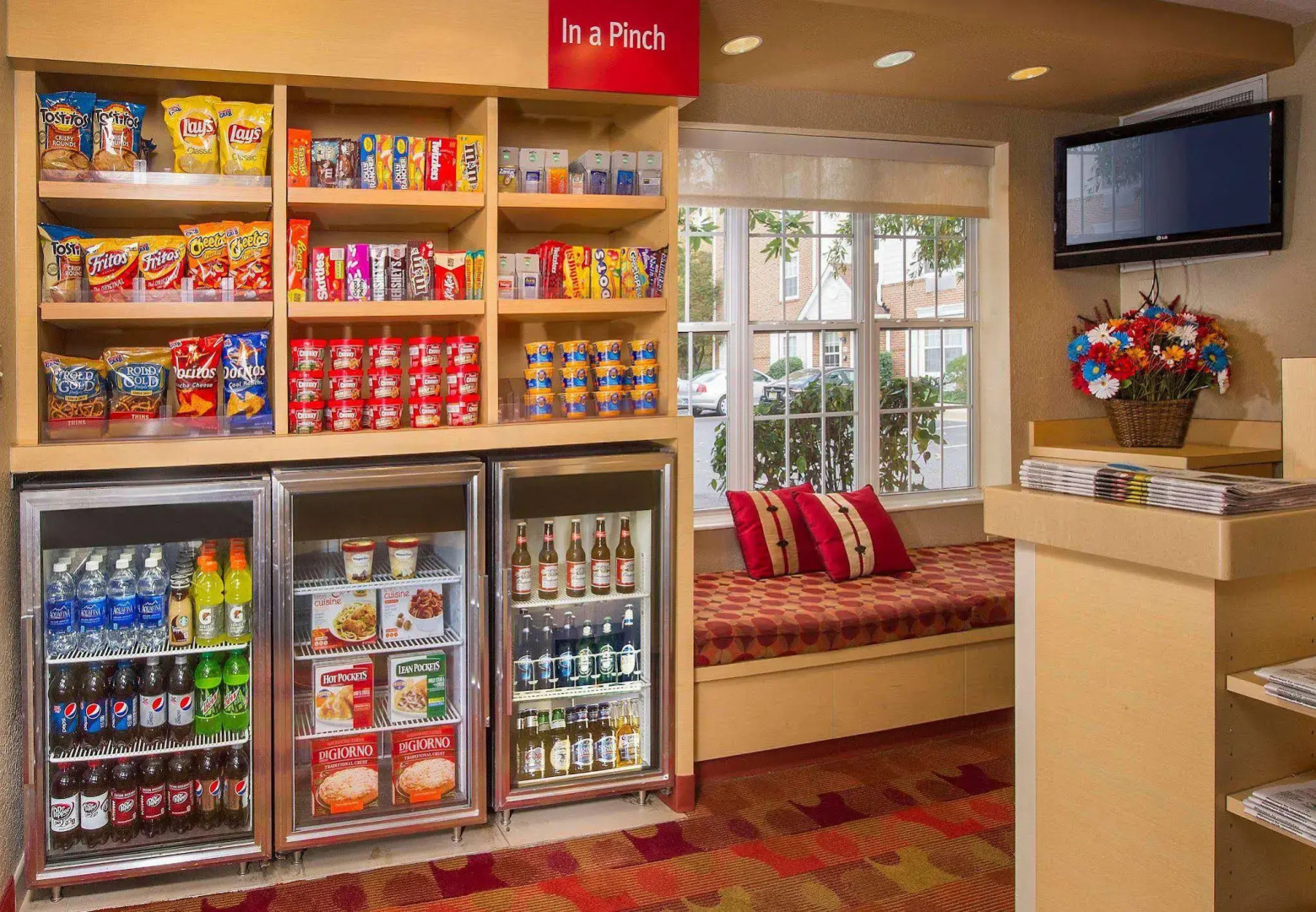 Photo - Sonesta Simply Suites Falls Church