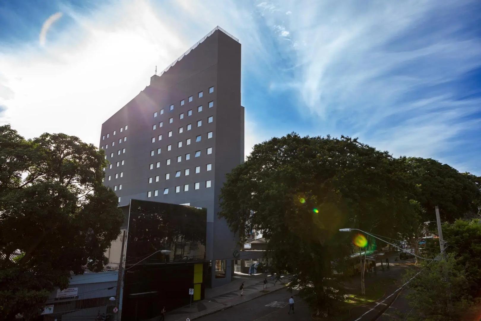 Foto - San Diego Express Barro Preto