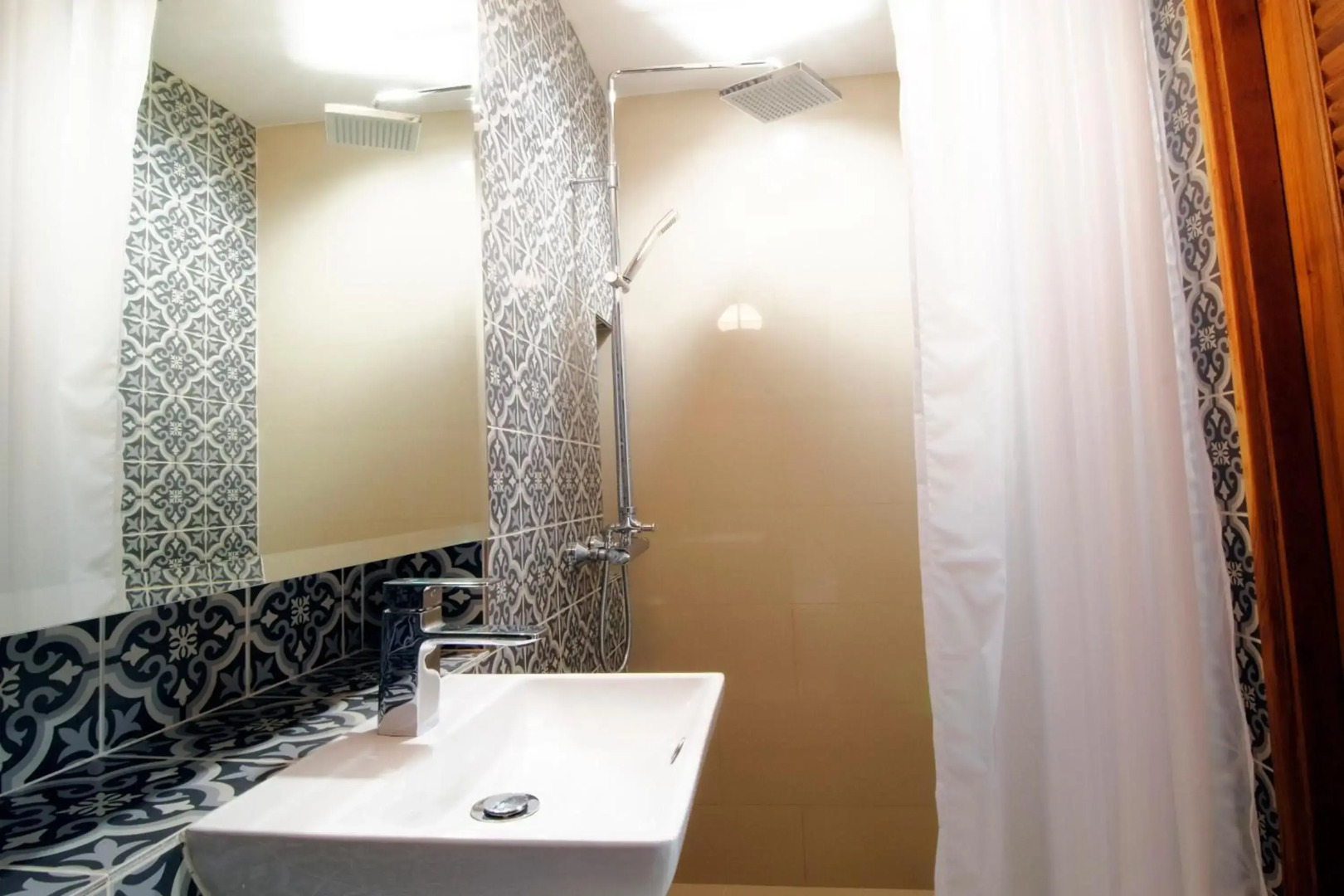 Photo - Tapae Gate Villa