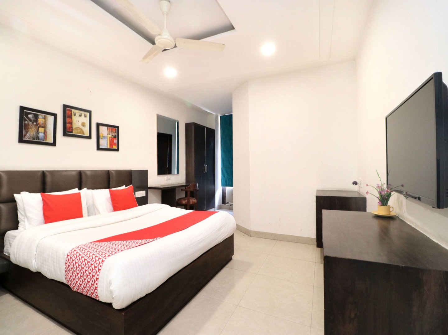 OYO 926 Hotel Nanda