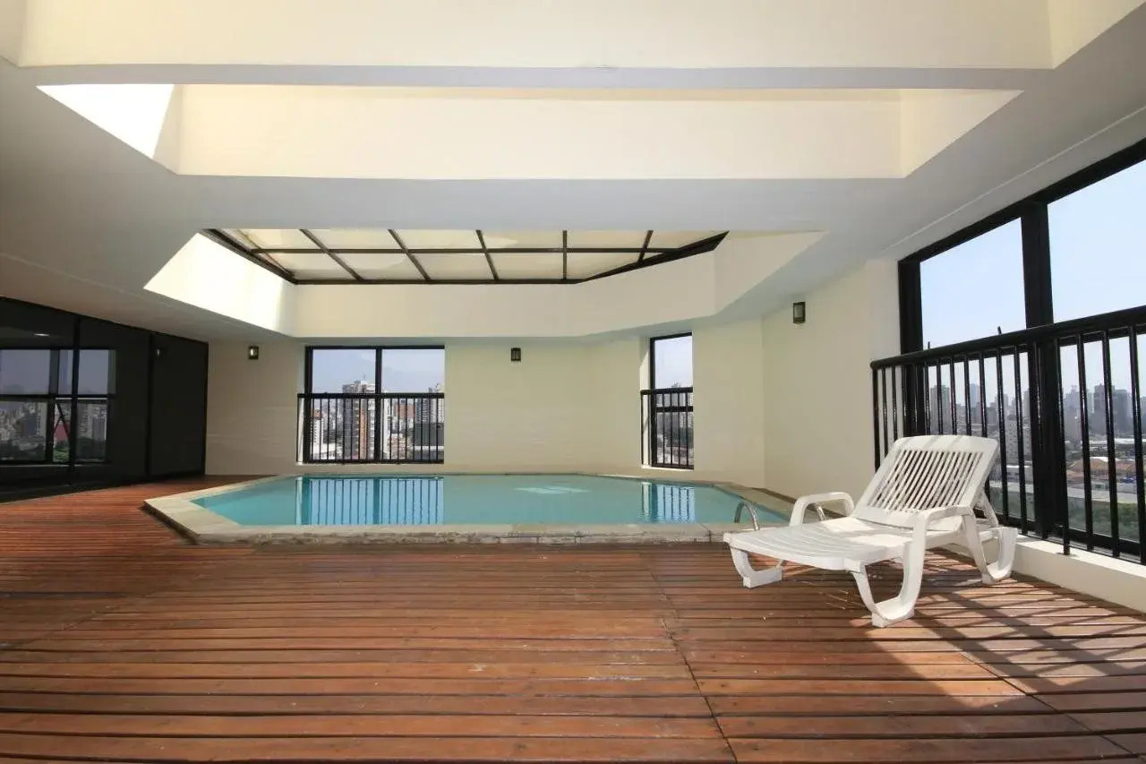 Foto - Bienal Suítes