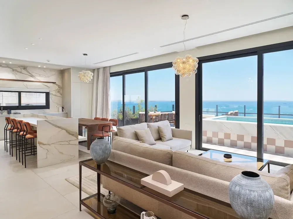 Photo - LIV Mackenzie Beach Suites Larnaca ADULTS ONLY