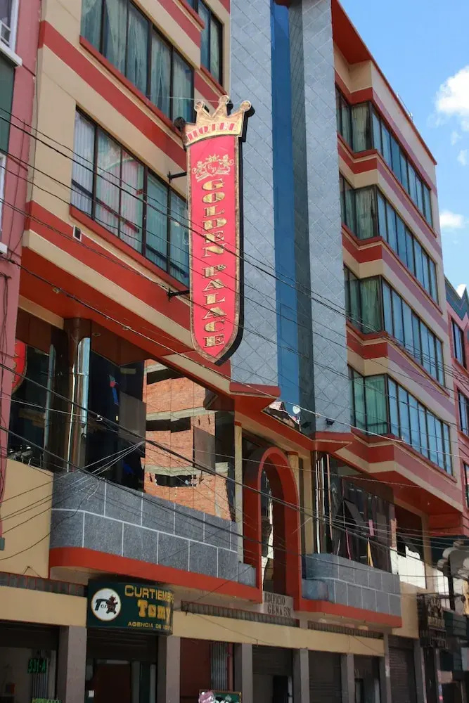 Golden Palace Hotel — фото 1
